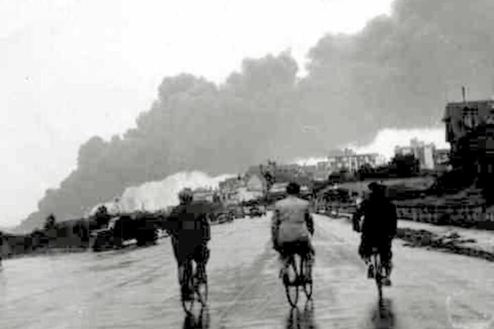 1955: el antiperonismo bombardea un tanque de combustible