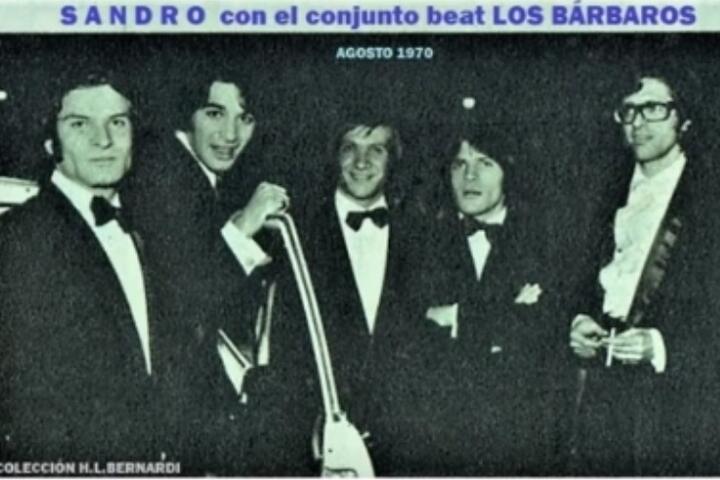 Los Barbaros y Sandro 