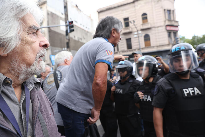 Represión a jubilados (12.03.2025)-Violencia Institucional_Noelia Guevara