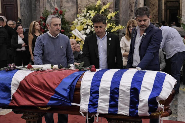 Axel, Cuervo, Bianco, Mujica