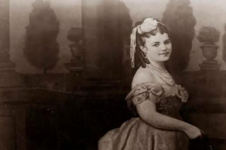 Eduarda Mansilla