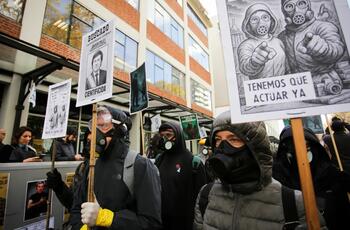 Ajuste en ciencia y tecnología