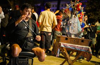 CURA DJ PLAZA DE MAYO