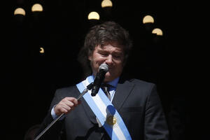 Milei habla en Casa Rosada el día que asume la presidencia 2023