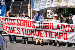 Marcha del 24M_Jubilados_Jubilaciones_Nicolas Aragón