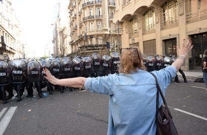Policía represión