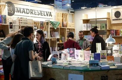 Stand Madreselva